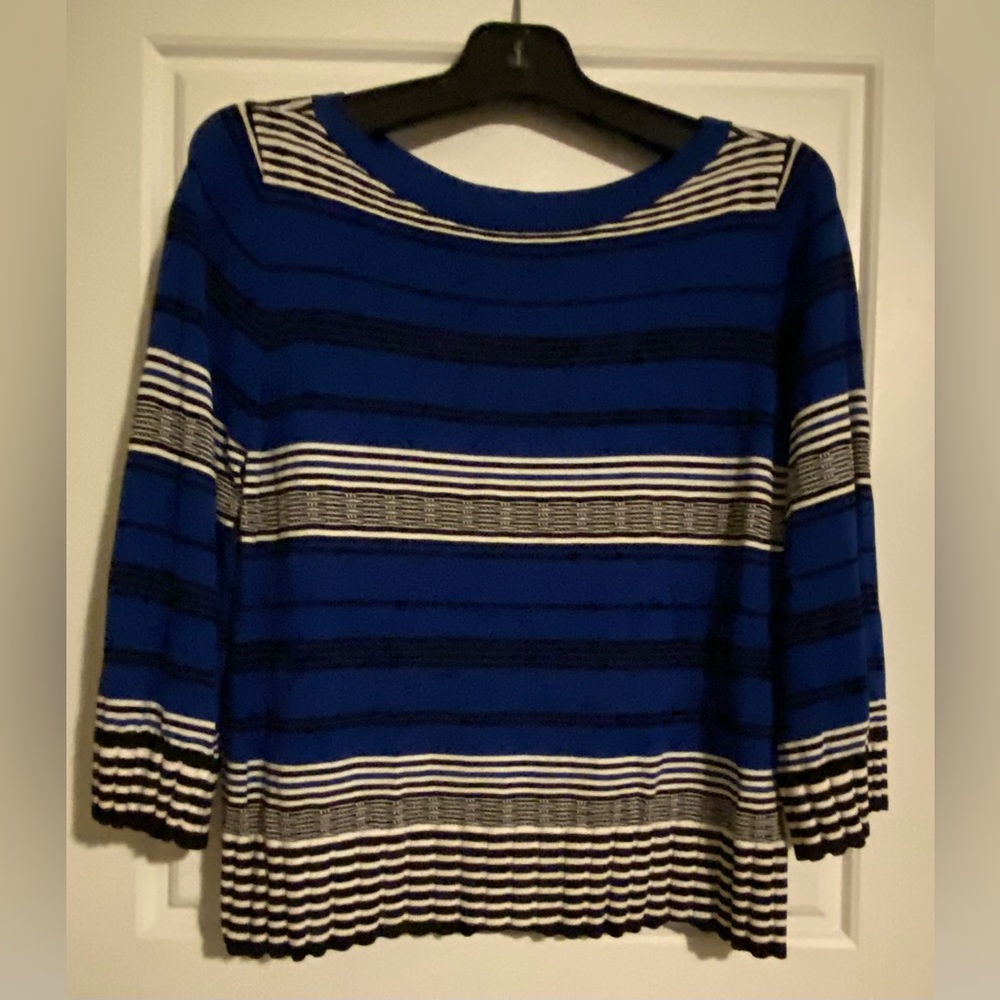 Willow and thread woman’s top